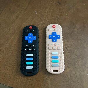 Nwot 2 pack remote control teether, teething toy